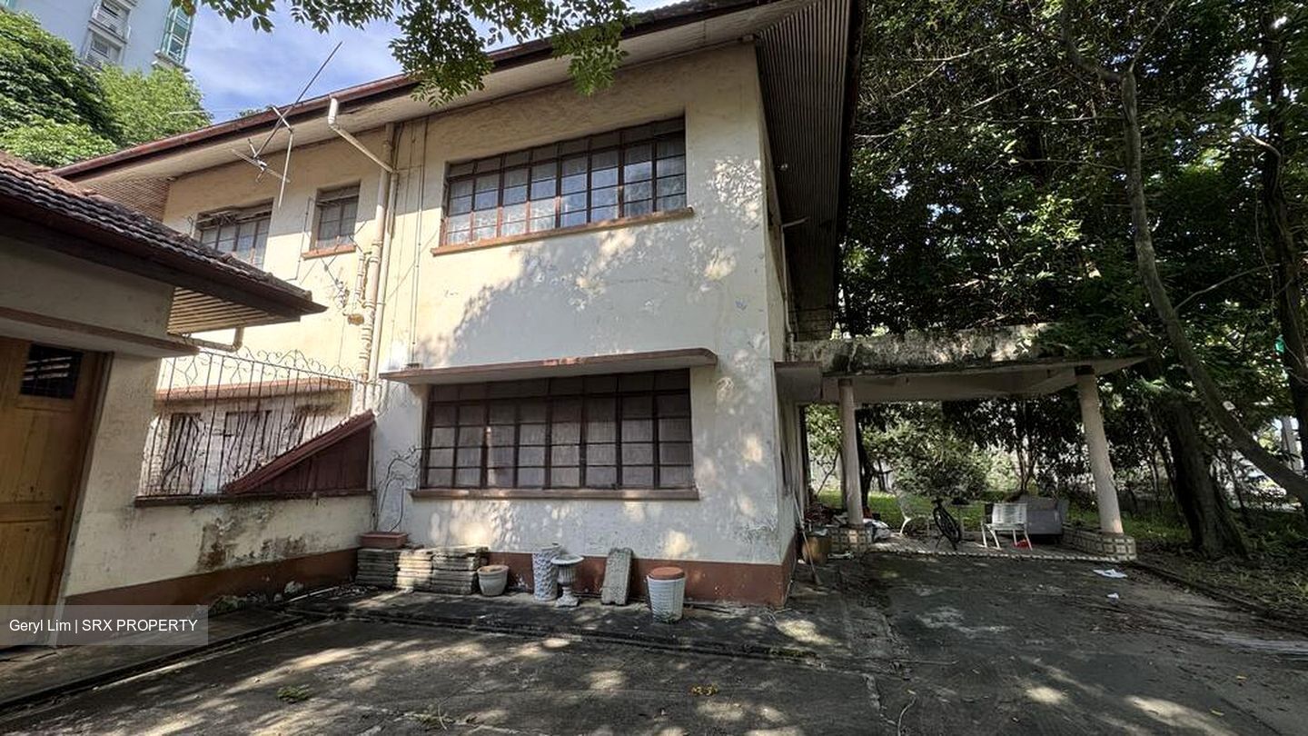Mountbatten Road (D15), Detached #626870111